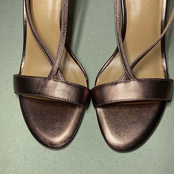 NWOB MSRP $328 Halston Heritage Evie Mink Leather Heel Sandals Women's Size 6 - Picture 4 of 6